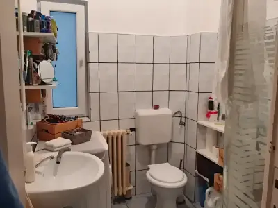 Vanzare apartament Sector 1 Bucuresti baie cu dus utilata